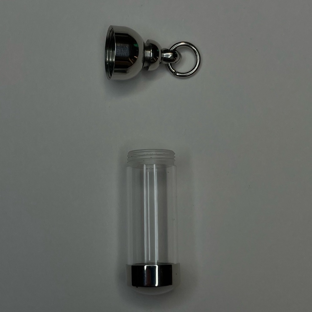 Century-Vial Gem Locket - Picture 4 of 4